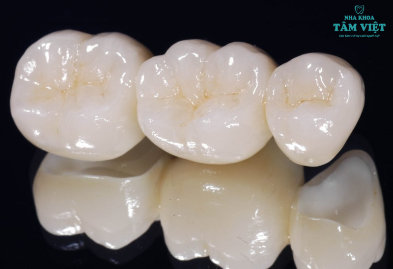 Tổng quan về răng sứ Zirconia HT