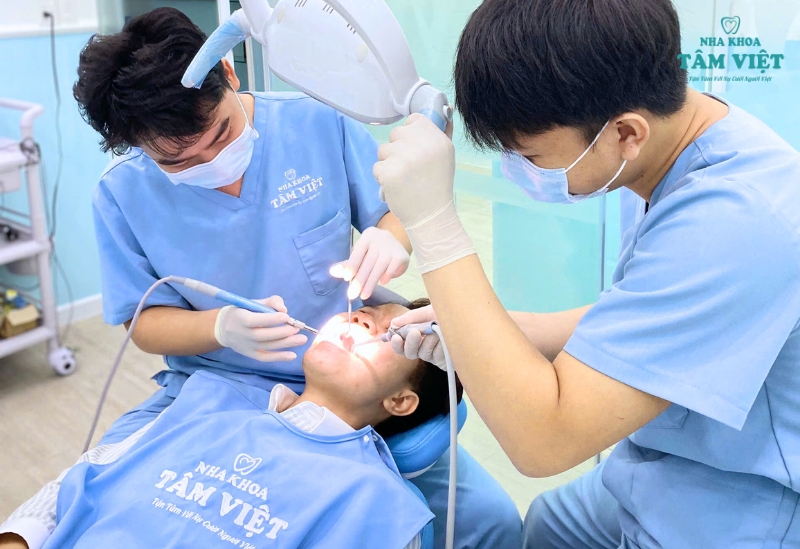 Lấy cao răng giá rẻ có an toàn? Ở đâu lấy cao răng uy tín?