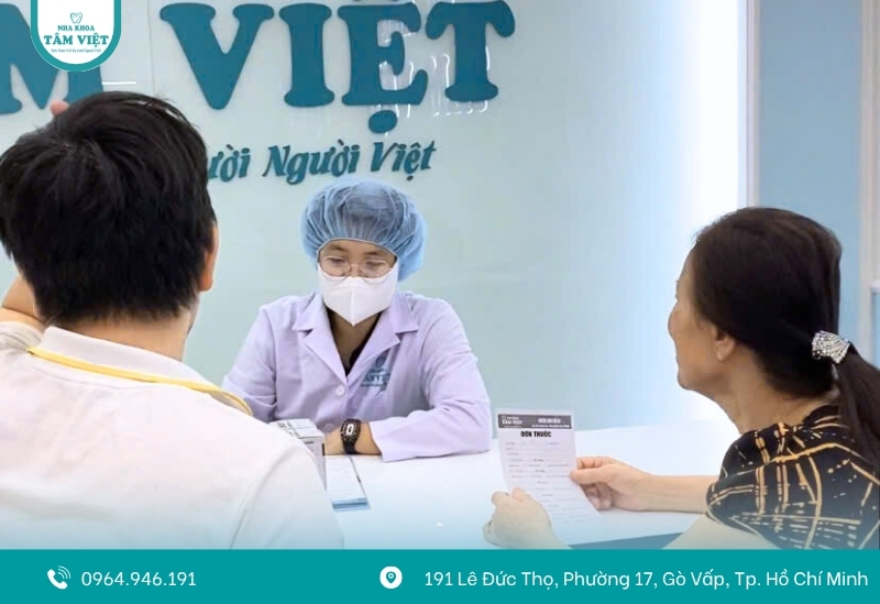 Chăm sóc sau khi cấy ghép Implant đúng cách và an toàn 4 Thăm khám định kì 6 tháng/lần tại nha khoa uy tín