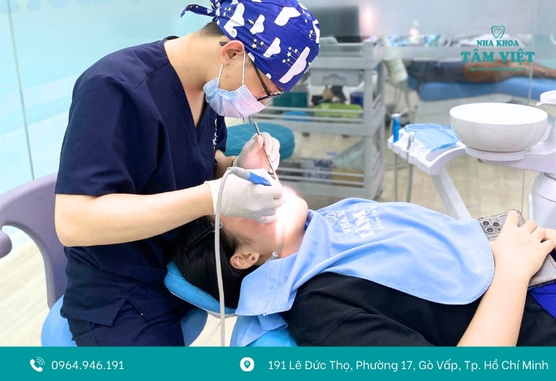 Địa chỉ cạo vôi răng TPHCM uy tín, chuyên nghiệp 3 Công nghệ cạo vôi siêu âm hiện đại, không ê buốt