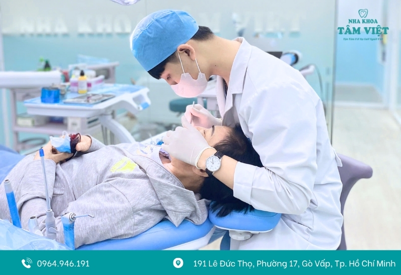 Bọc răng sứ bị hở chân răng phải xử lý như thế nào? 8 Quy trình bọc răng sứ chuẩn quốc tế