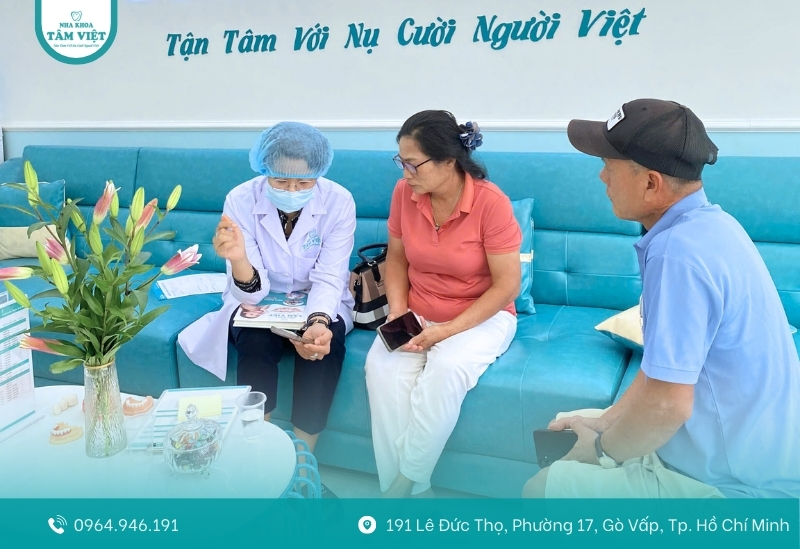 So sánh răng sứ Titan và răng toàn sứ? Có gì khác biệt? 6 Chọn răng sứ Titan hay răng toàn sứ cần sự tư vấn từ bác sĩ chuyên môn
