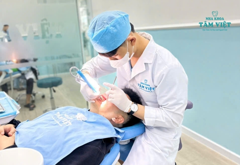 Cạo vôi răng bao lâu thì ăn được?