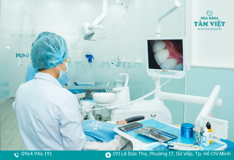 Đánh giá tình trạng răng miệng là việc cần thiết trước khi phục hình sứ